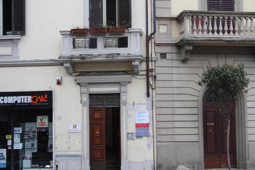 Hotel La Traccia Arezzo Exterior foto